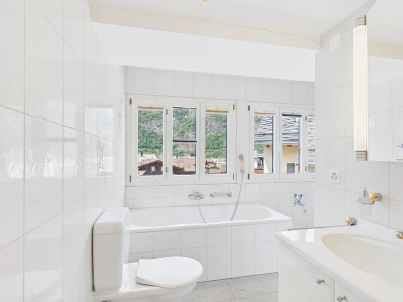 Appartamento duplex elegante con galleria nel cuore di Glis (11)