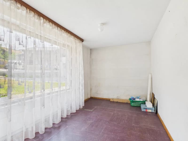 Casa bifamiliare affascinante in una posizione soleggiata nel Goms (18)
