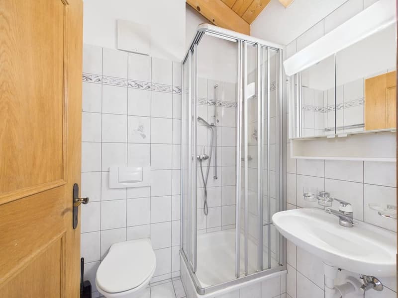 Appartement en duplex exclusif dans un quartier calme à Brig-Glis (8)