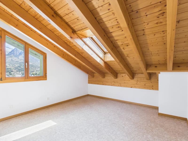 Appartement en duplex exclusif dans un quartier calme à Brig-Glis (17)