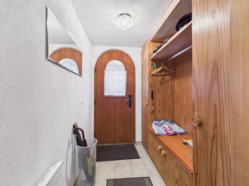 Holiday apartment with Alpine stable & natural idyll in Valais (4)