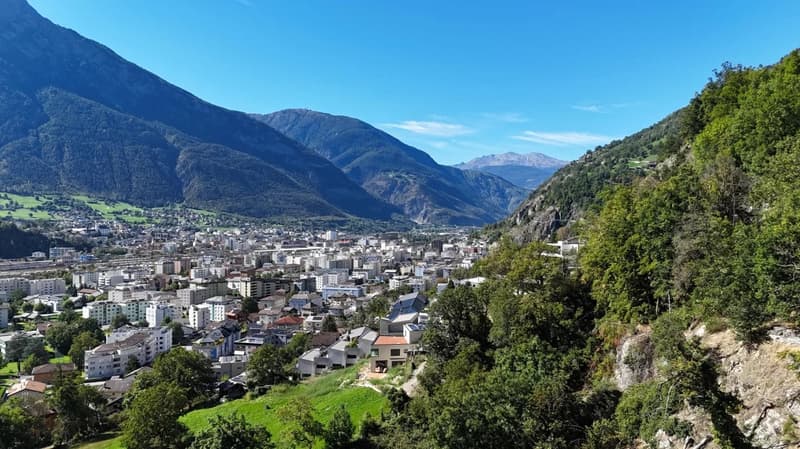 Gesuchtes Bauland über dem Rhonetal in Naters (3)