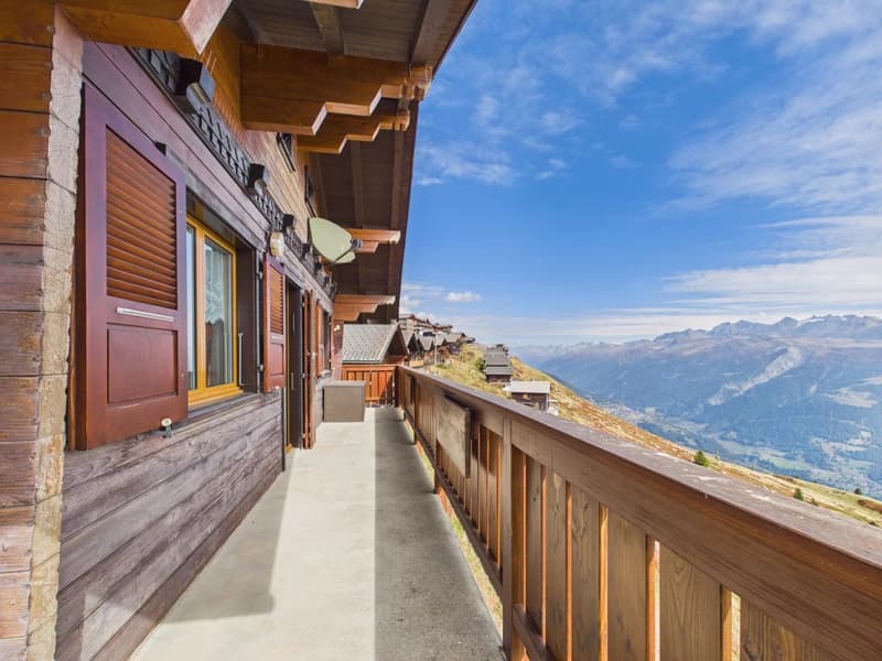 Ski-in-Ski-out mit Traumpanorama und eigener Sauna (12)