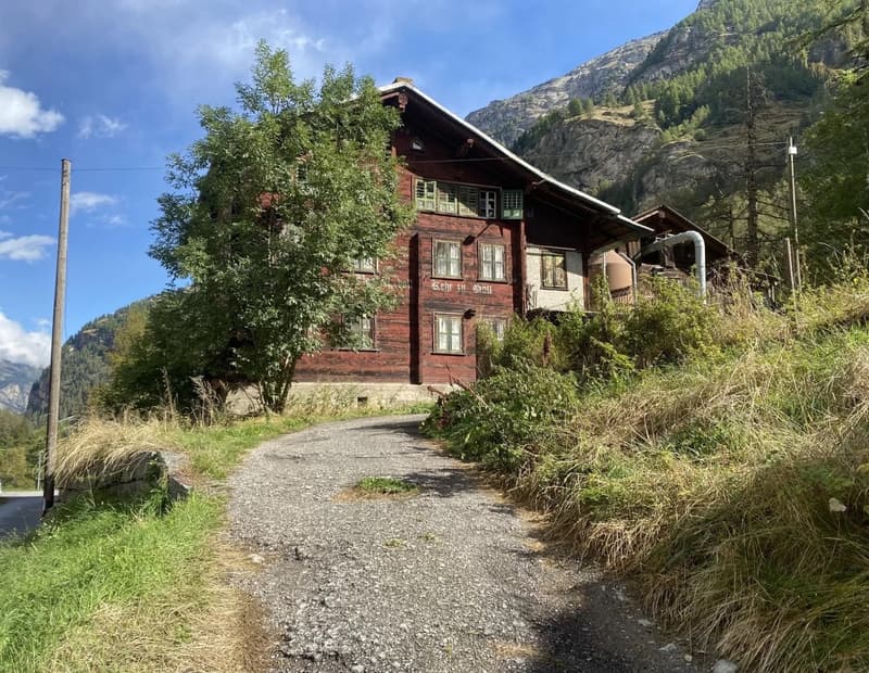 Sanierungsobjekt mit Potenzial in Herbriggen bei Zermatt (5)