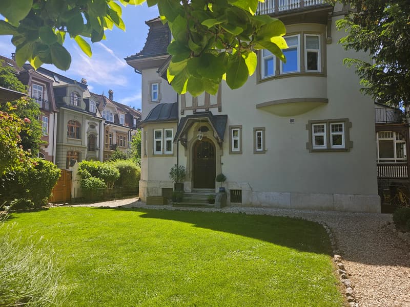 Repräsentative Villa mit 11 Zimmern an bester Lage in Basel (10)
