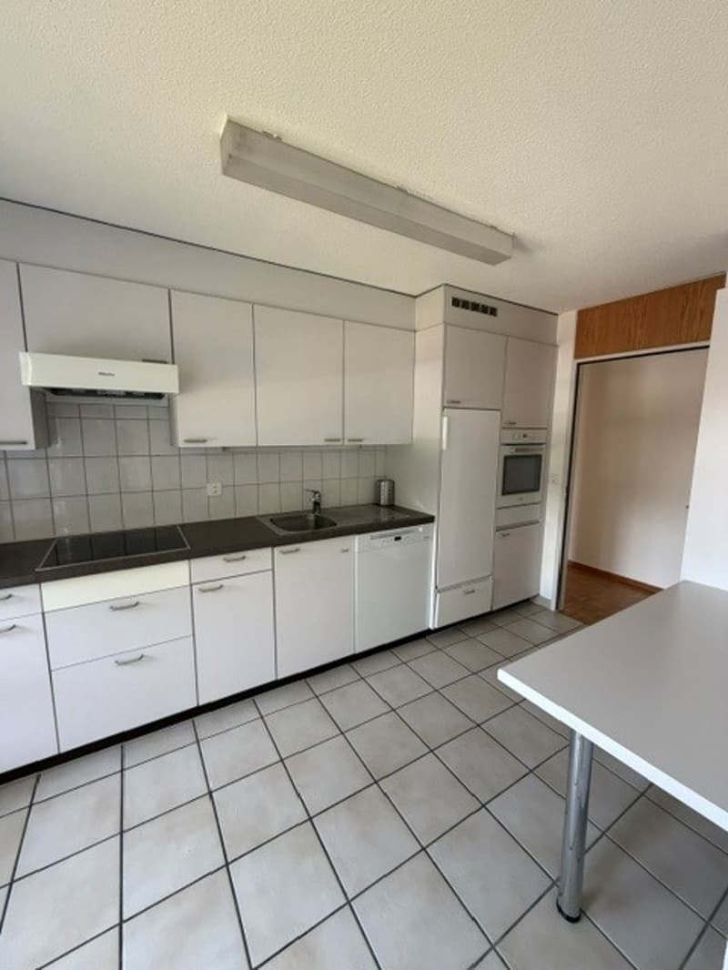 Helle 4.5‑Zimmerwohnung an ruhiger Lage nahe Waldrand (4)