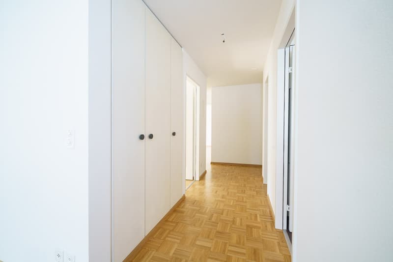 Ruhig gelegene 4-Zimmer-Wohnung in Biel-Benken (7)