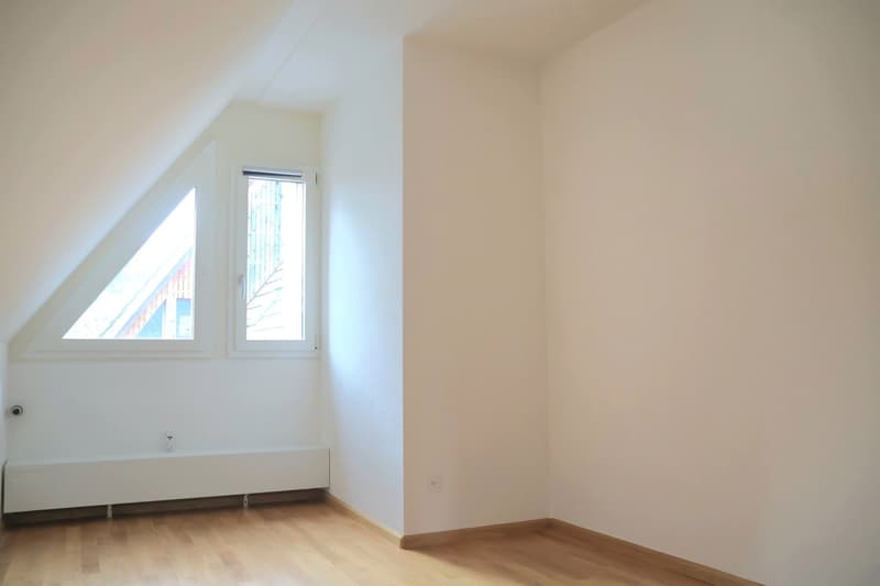 Charming 3-room maisonette apartment in Biel-Benken (7)