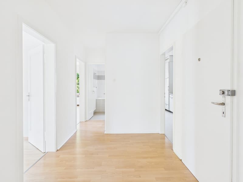 Gemütliche und helle 3.5-Zimmer-Wohnung im beliebten Gellertquartier (6)