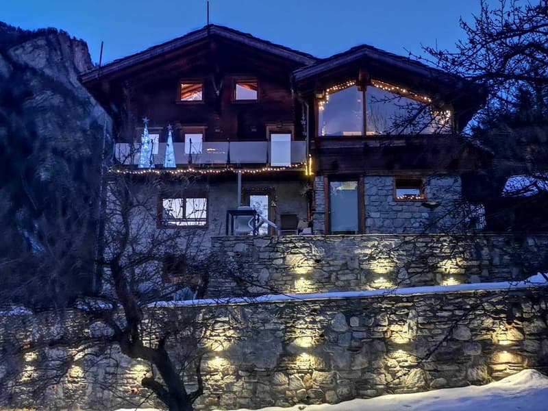 Atemberaubende Luxus-Villa in den Walliser Alpen! (1)
