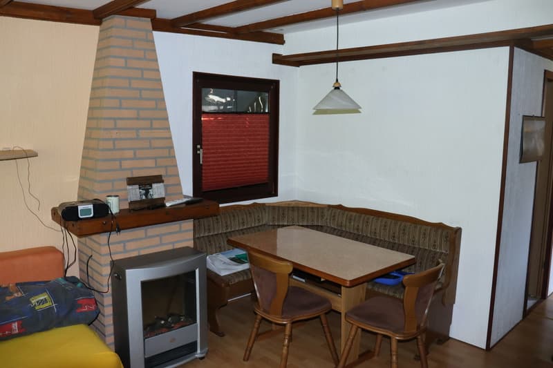 Living in the Green: 2.5-Room Chalet on Camping St. Monica (2)