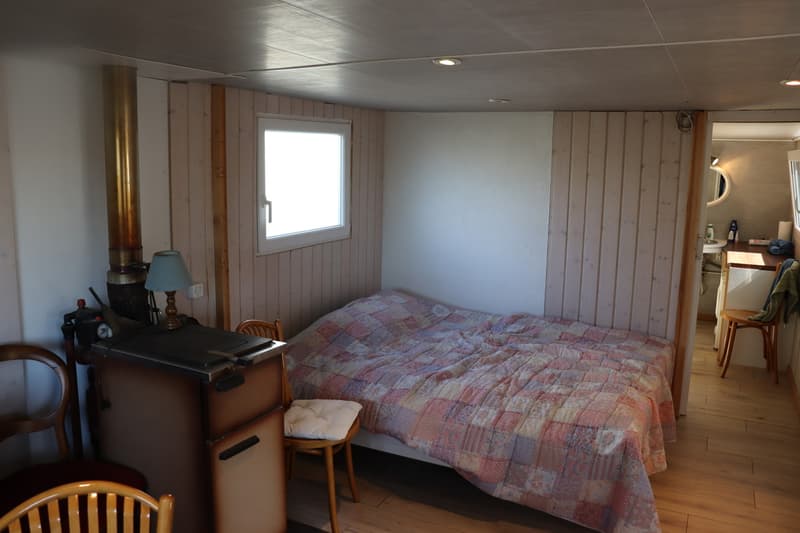 Charming camping house in an idyllic location near La Neuveville! (9)