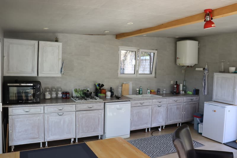 Charming camping house in an idyllic location near La Neuveville! (2)