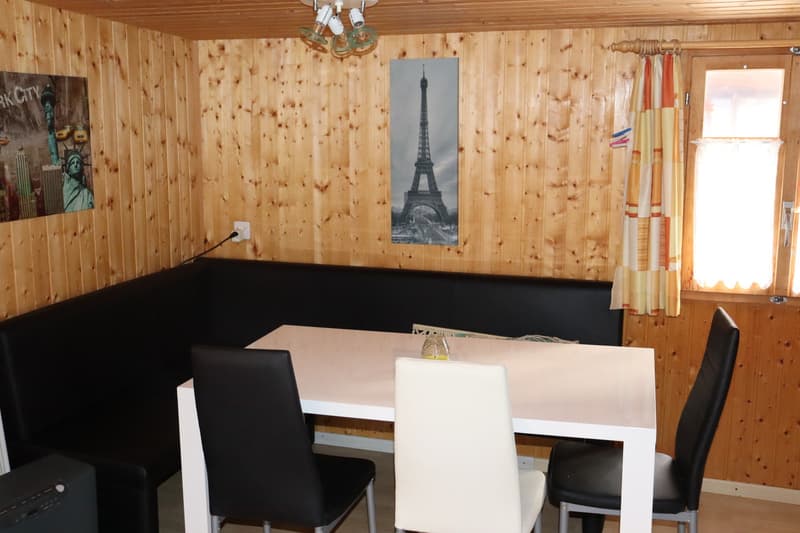 Charming 2.5-room camping house with sun terrace in Raron VS (4)