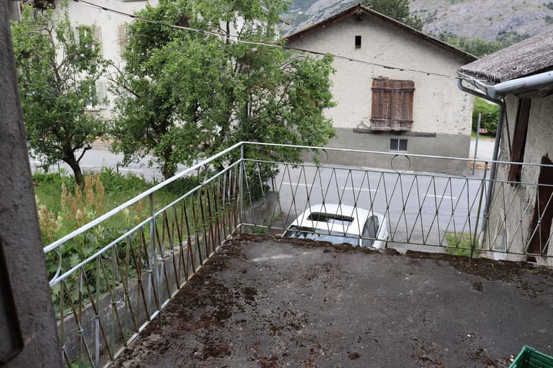 House in old style for sale in Agarn VS (11)