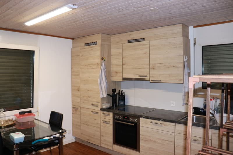 Charmant appartement 3.5 pièces avec place de parking à Interlaken ! (2)