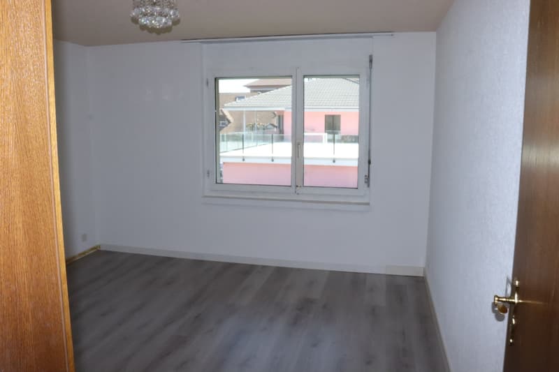 Grand appartement 4.5 pièces dans un emplacement sensationnel (8)