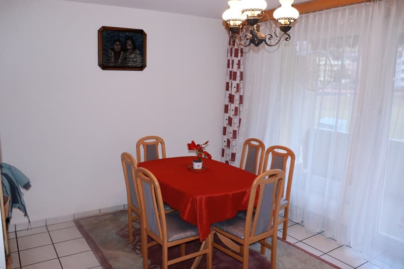 Appartement central de 4,5 pièces avec garage et ascenseur à Glis ! (4)
