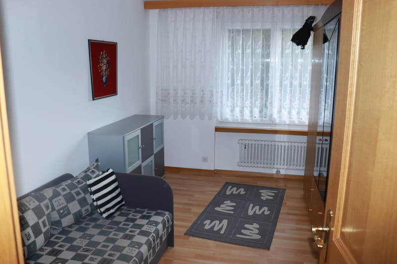 Appartement central de 4,5 pièces avec garage et ascenseur à Glis ! (7)