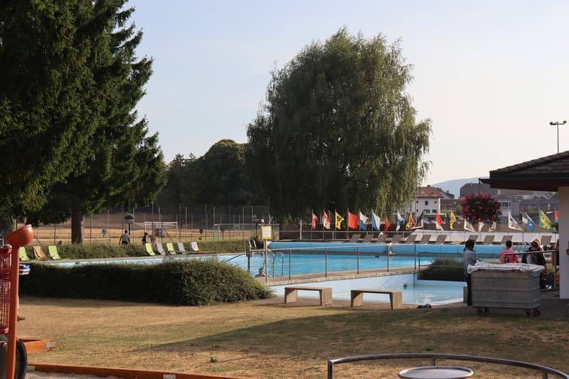 Idyllic Holiday Home in Lignières - 3.5-Room Cottage with Terrace (9)