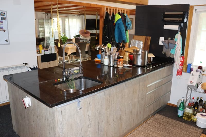 Kernrenoviertes 4.5-Zimmer-Haus mit Galerie in Saxeten! (4)