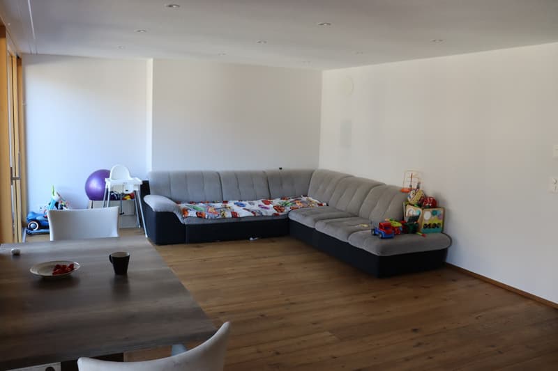 Exklusive 3.5-Zimmerwohnung inkl. 2 EHP (4)