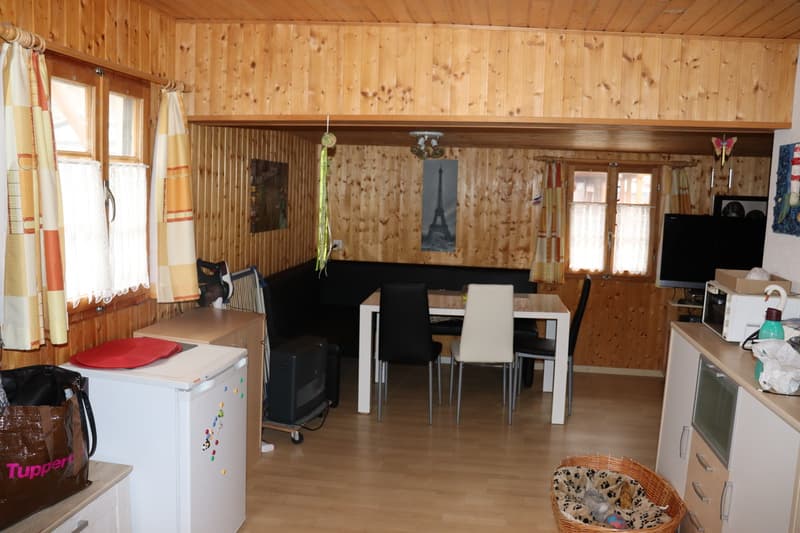Charmantes 2.5-Zimmer-Campinghaus mit Sonnenterrasse in Raron VS (6)