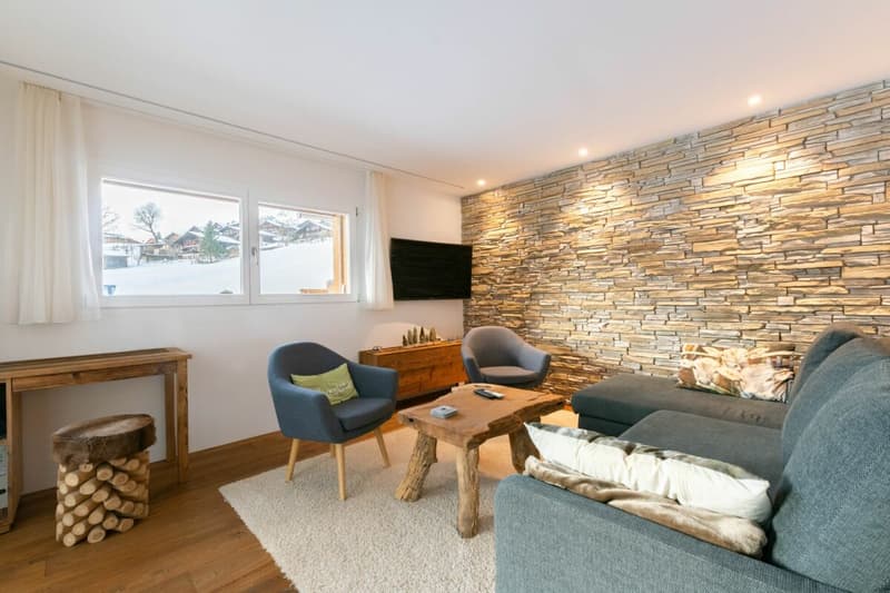 Grindelwald: Quiet 2 Bedroom Holiday Apartment With Balcony And Garden Seating Area (6)