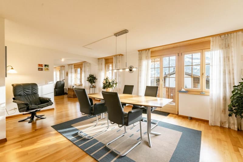 Appartement 4.5 pièces spacieux dans le chalet Gemel avec vue sur la montagne (9)