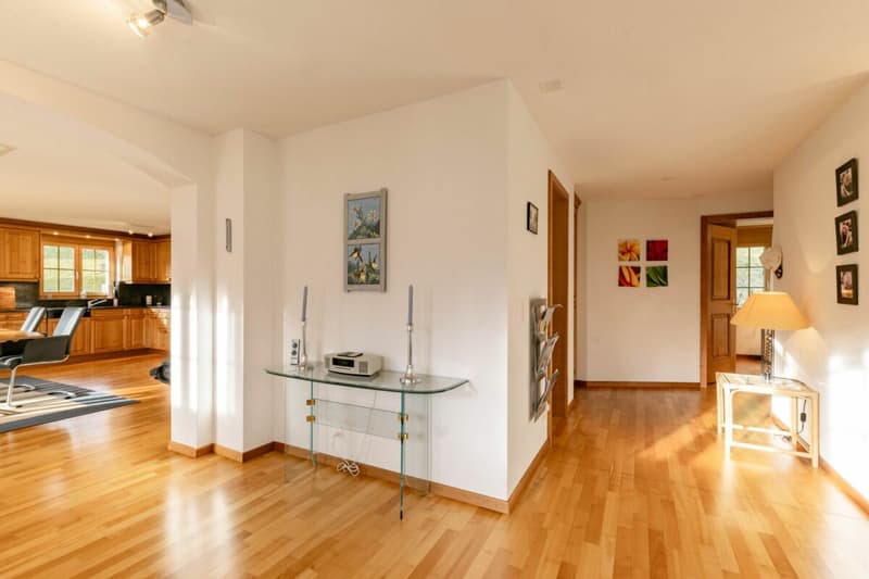 Appartement 4.5 pièces spacieux dans le chalet Gemel avec vue sur la montagne (4)