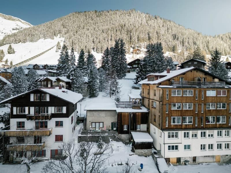1-Bedroom Apartment With Outdoor Seating In Haus Murmeli, Mürren (2)