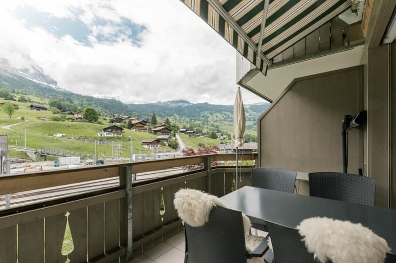 Charmante 2.5-Zimmerwohnung in der Überbauung Eiger (14)