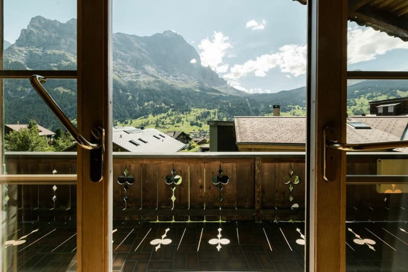 5.5-Zimmerwohnung im Chalet Uf dr Husmatten mit Bergsicht (18)