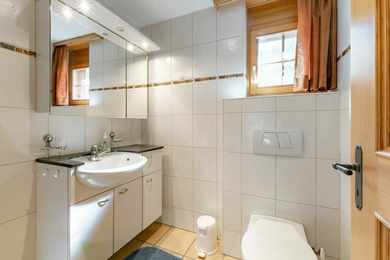 Wohnen mit Aussicht - Exklusive 4.5-Zimmerwohnung im Chalet Nagano (17)