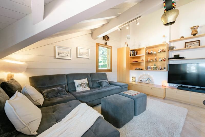 Ski-in/Ski-out Penthouse in Wengen (6)