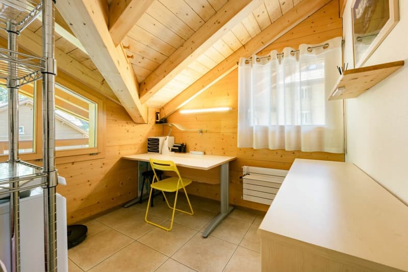 Ski-in/Ski-out Penthouse in Wengen (18)
