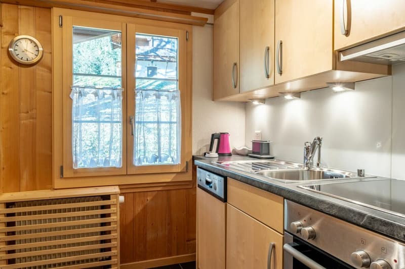 3.5-Zimmerwohnung im Dachgeschoss, Chalet Tambour (3)