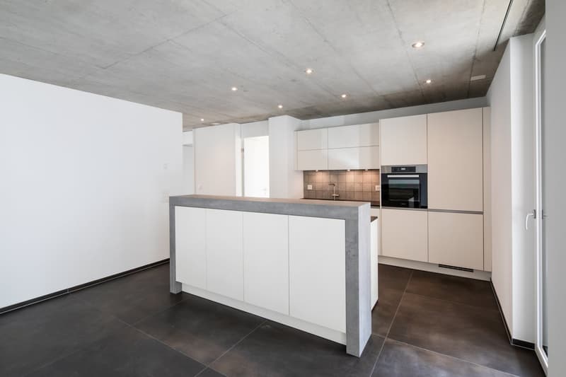 Moderne 3.5-Zimmer Wohnung im Eigentumsstandard im Herzen von Langendorf (2)