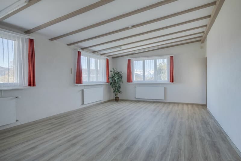 Detached single-family house with a far-reaching view (10)