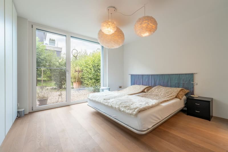 Elegant garden apartment in central location (9)
