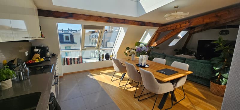 APPARTEMENT MANSARDÉ 3½ PIÈCES À LAUSANNE - CENTRE-VILLE, MEUBLÉ, DURÉ (1)