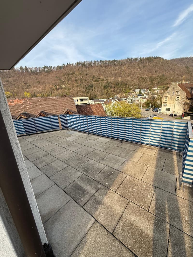 Appartamento ristrutturato di 2,5 locali in posizione centrale a Liestal (11)
