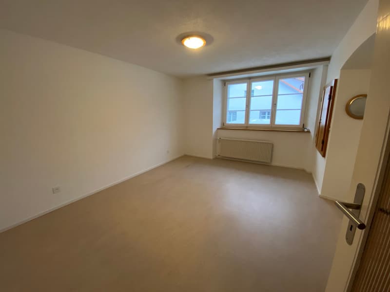 5.5-Zimmer Altbauwohnung an ruhiger Lage (9)