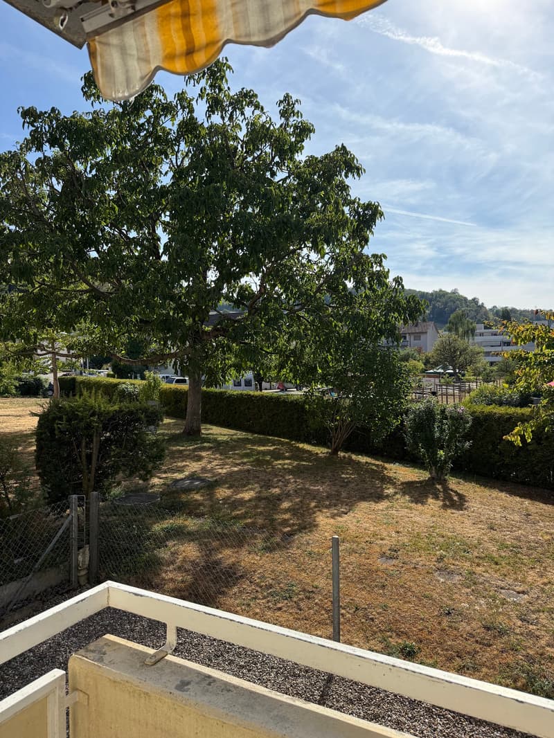 Appartement 4 pièces lumineux avec balcon à Pratteln (12)