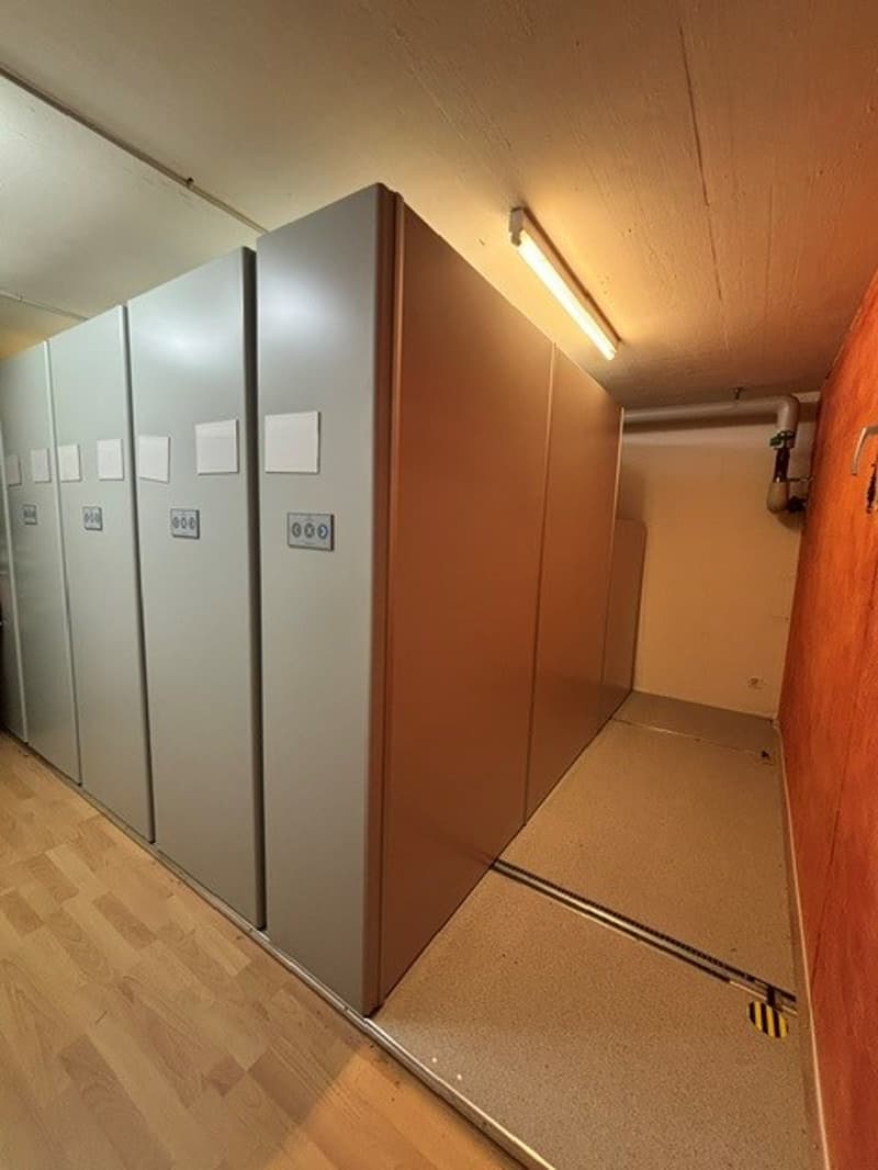 Attraktive Gewerbe- und Bürofläche an zentraler Lage in Binningen (10)