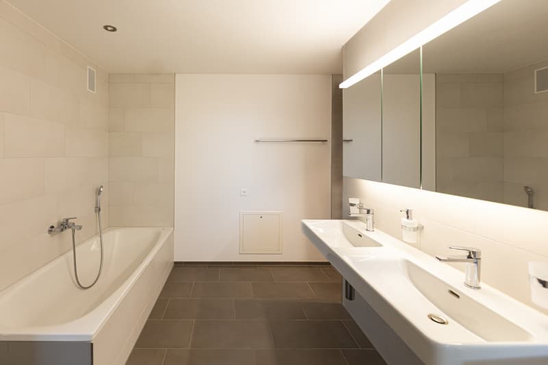 Casa unifamiliare moderna di 5,5 locali con vista panoramica e standard Minergie-P a Walterswil (13)