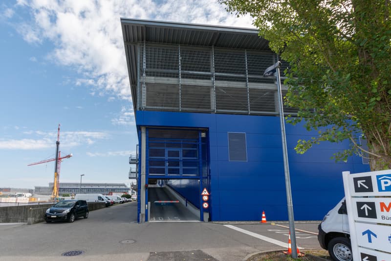 Multifunctional Commercial Space (1)