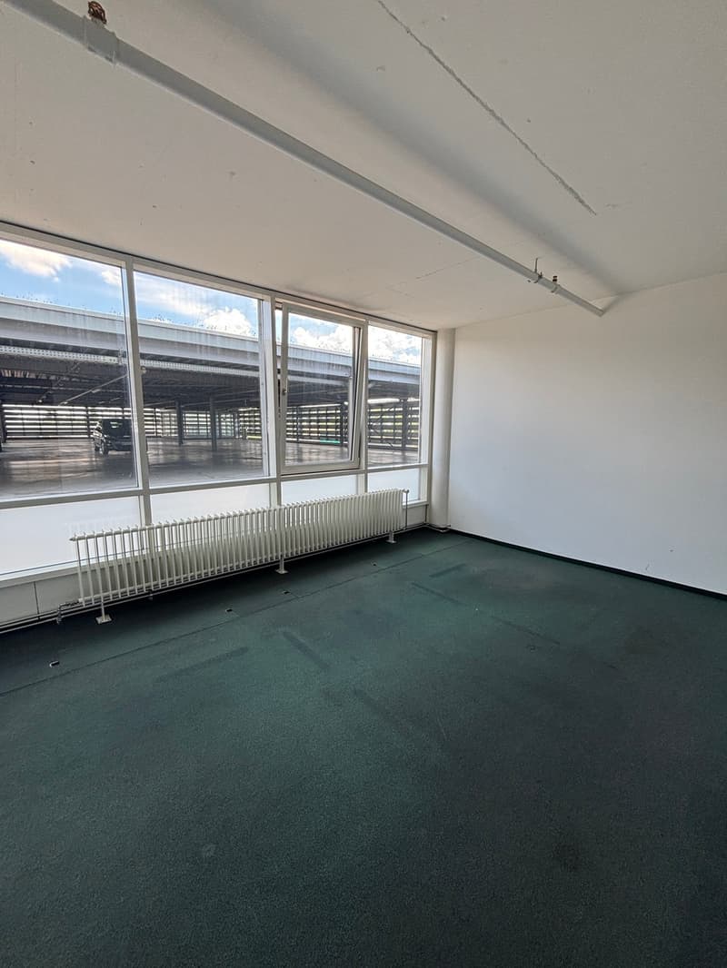 Die Büros werden noch sanft renoviert.
