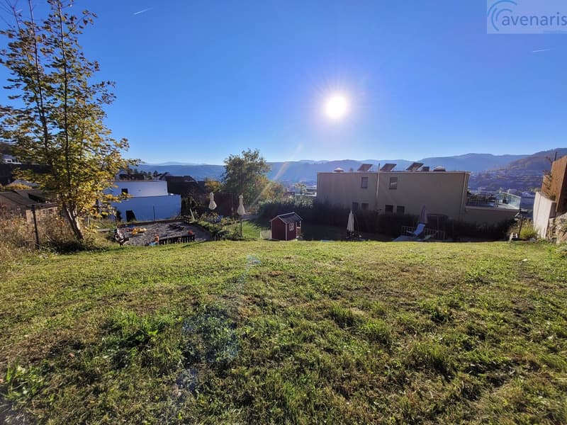 Grundstück / Property