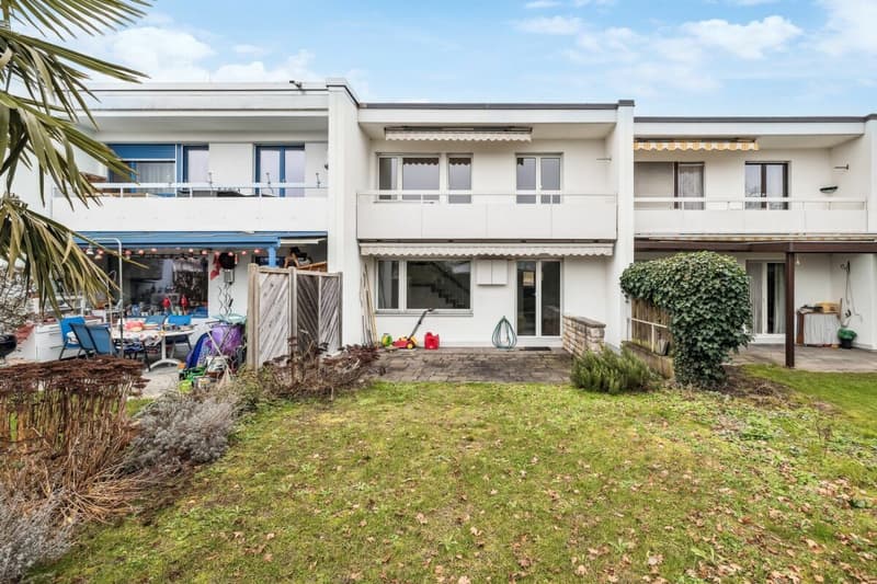 Maison de ville semi-détachée de 4 1/2 pièces avec salle de loisirs, jardin potager et garage (3)